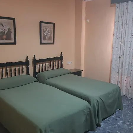 Hispalis بيت ضيافة مايرينا ديل ألكور